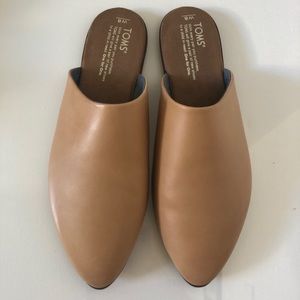 New in box Toms Jutti Mule - Tan clog